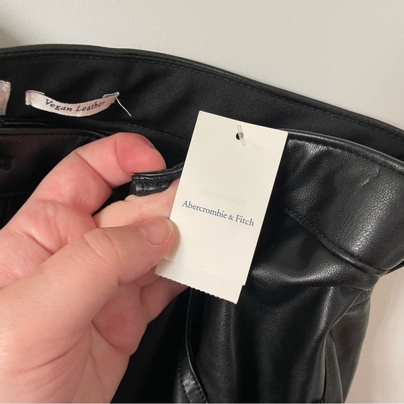 Abercrombie and Fitch Curve Love Vegan Leather High Rise Skinny Pant Black 34L - Picture 11 of 13